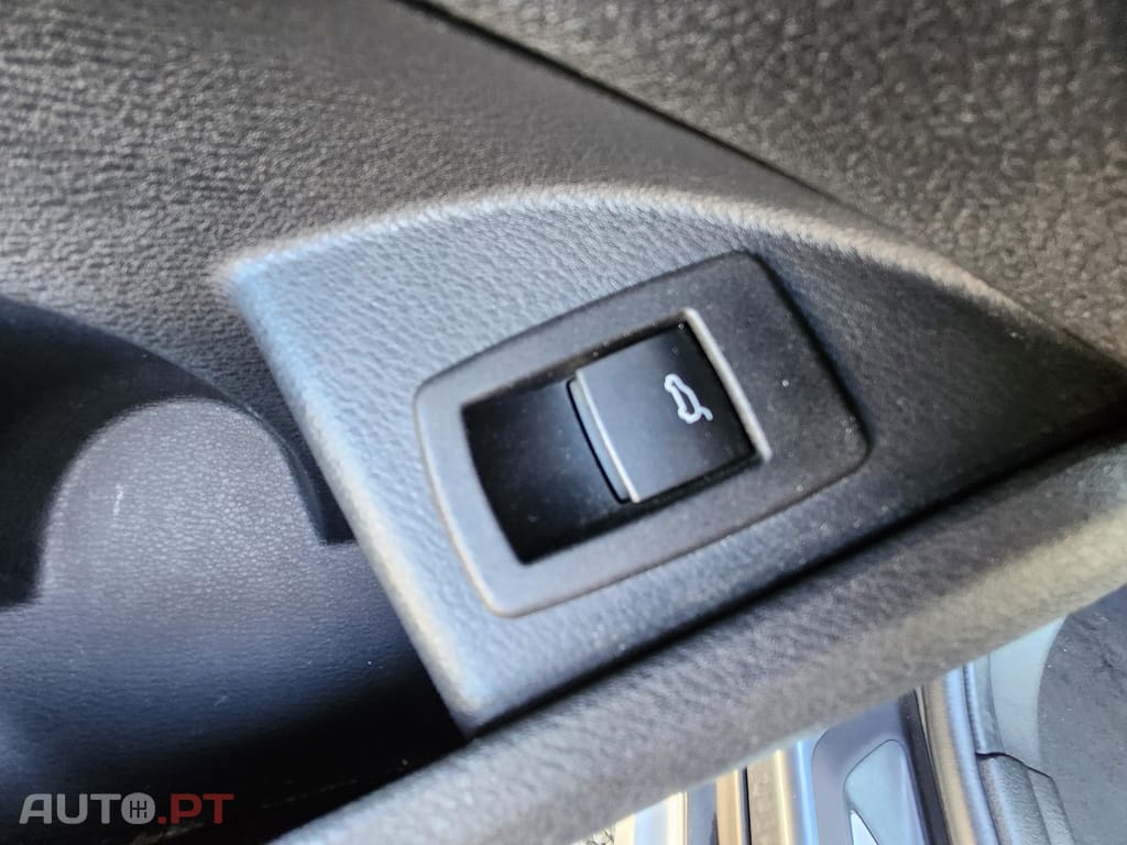 BMW X1 16 d sDrive Auto Line Sport
