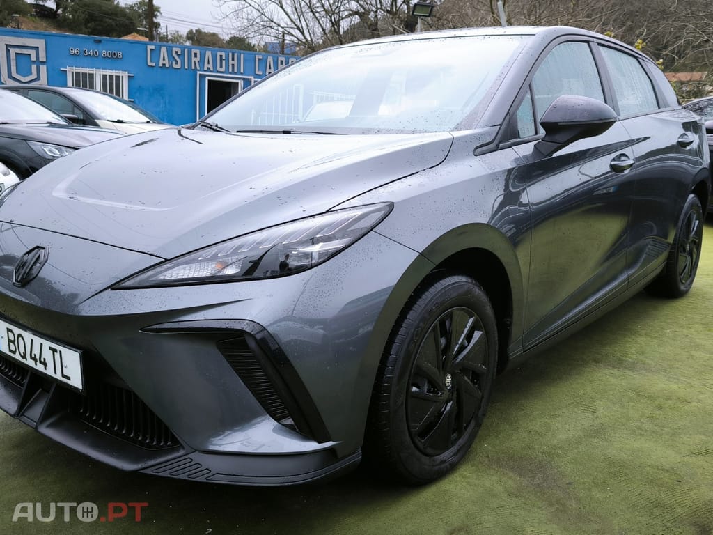 MG MG4 51 kWh Standard