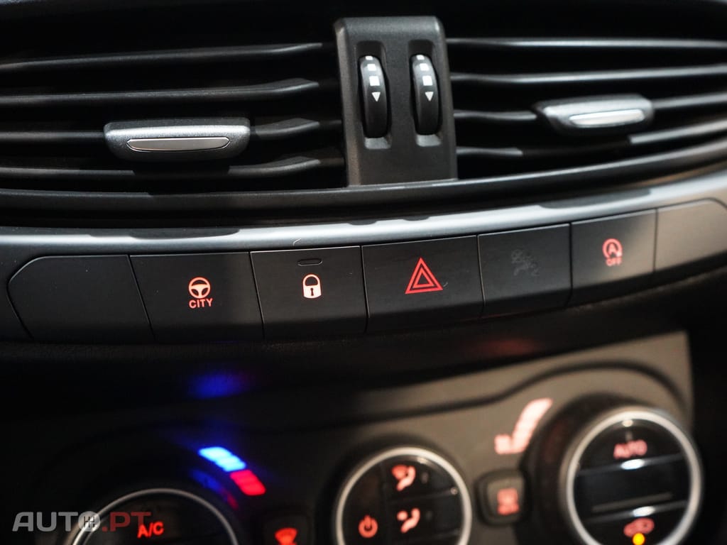 Fiat Tipo 1.3 M-Jet Lounge