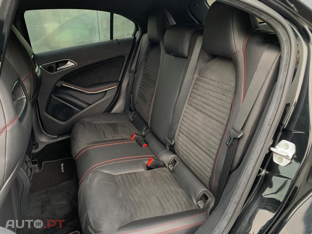 Mercedes-Benz A 45 AMG 4-Matic