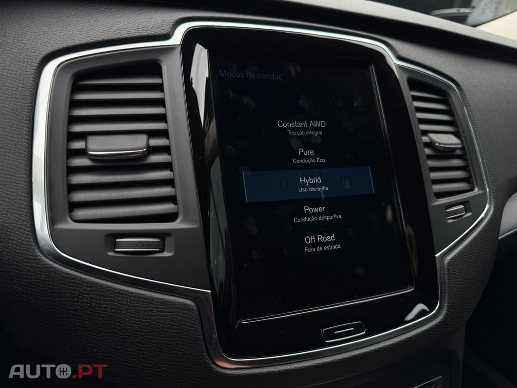 Volvo XC90 2.0 T8 PHEV Inscription Expression AWD