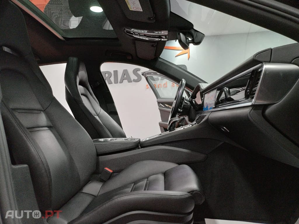 Porsche Panamera Porsche Panamera 4 E-Hybrid
