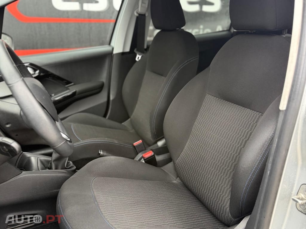 Peugeot 208 1.6 BlueHDi Active