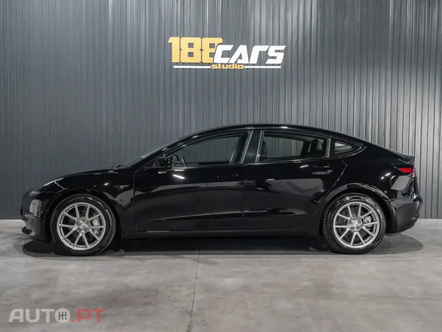 Tesla Model 3 Long-Range Dual Motor AWD
