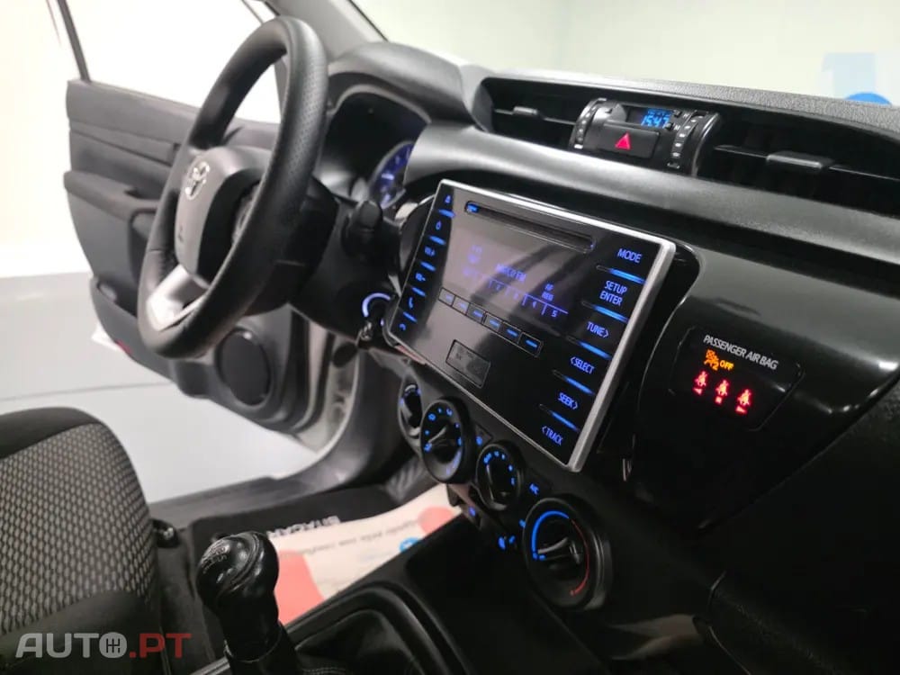 Toyota Hilux 2.4 D-4D 4WD CD CH