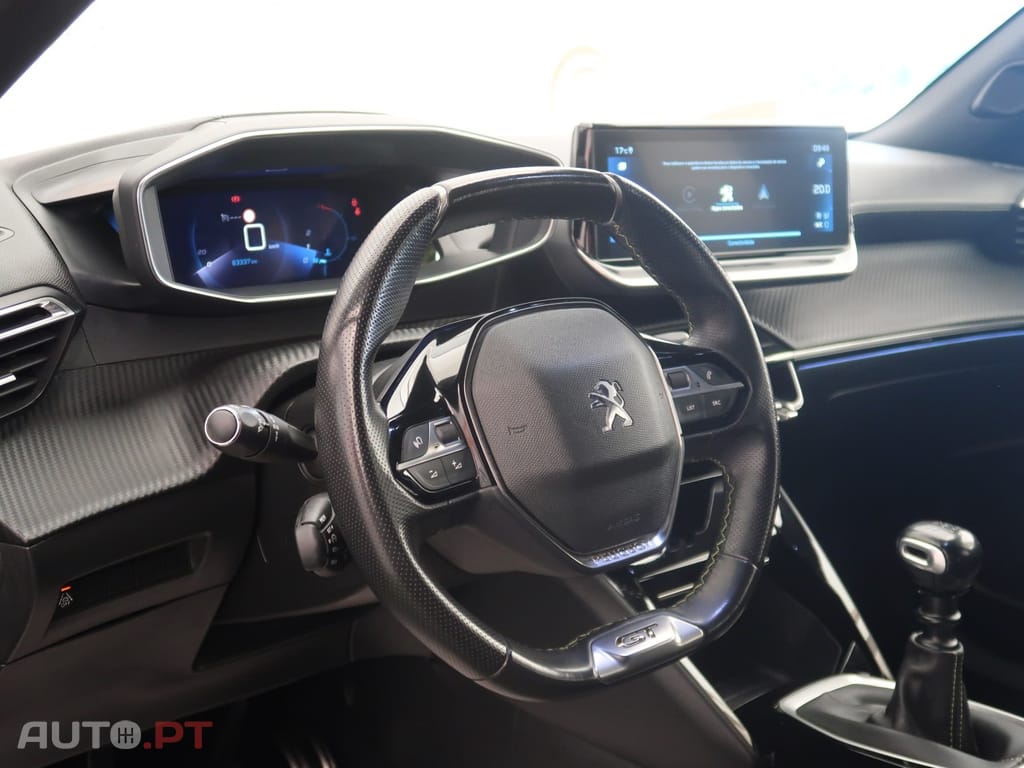 Peugeot 2008 1.2 PureTech GT Line