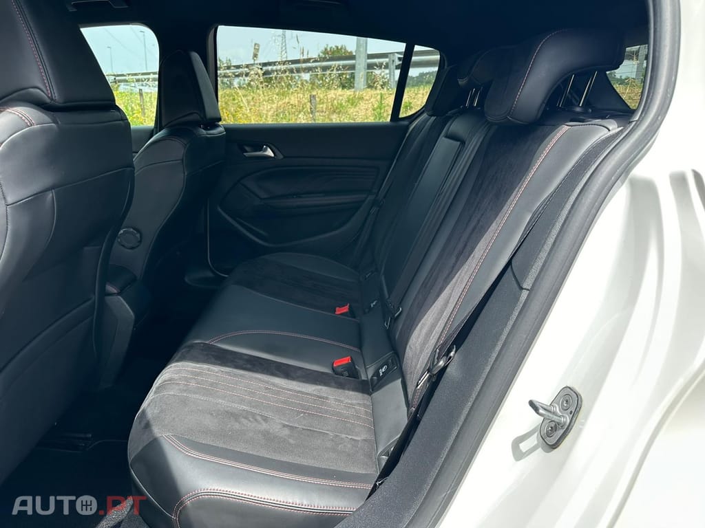 Peugeot 308 1.2 PureTech GT EAT8