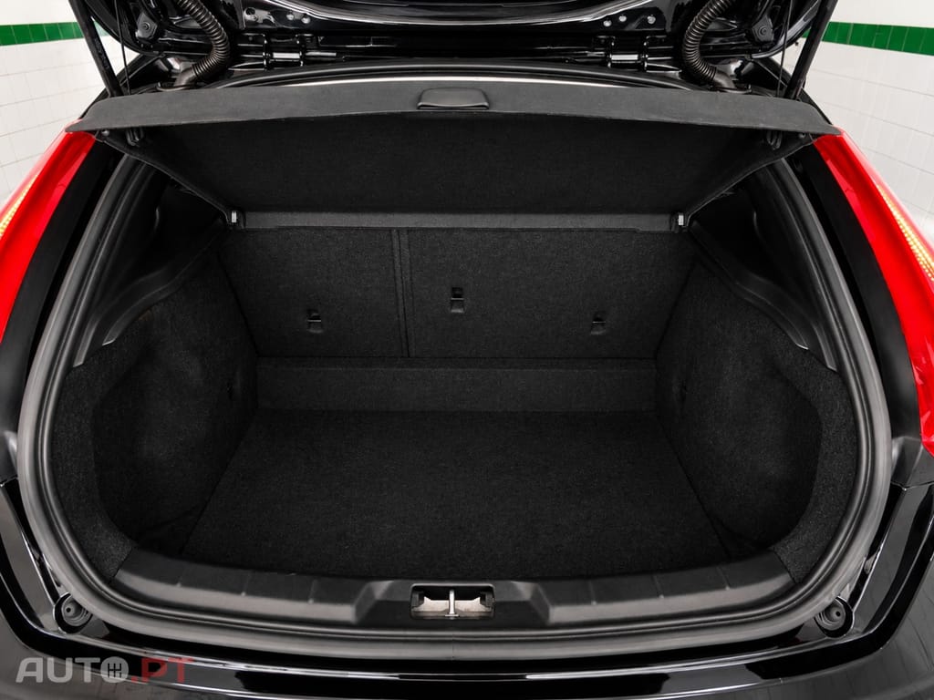 Volvo V40 1.6 D2 Momentum