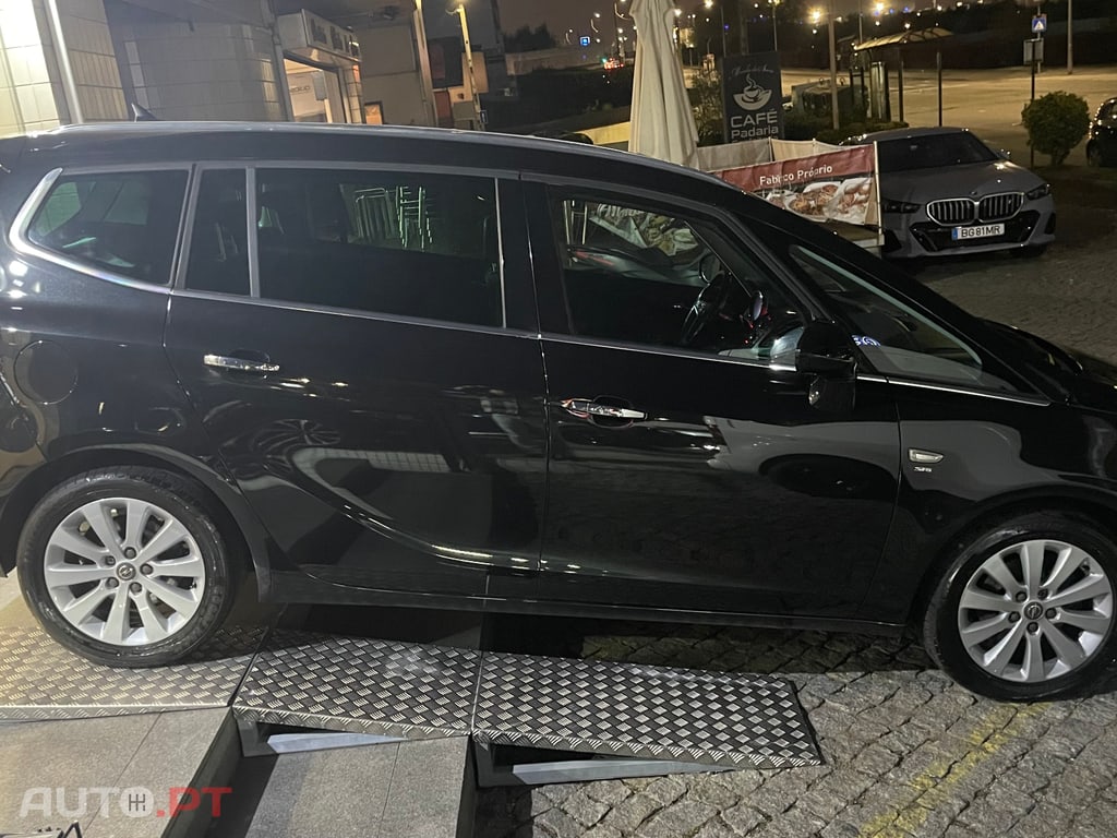 Opel Zafira Tourer 2.0 CDTI ecoFLEX S&S Innovation