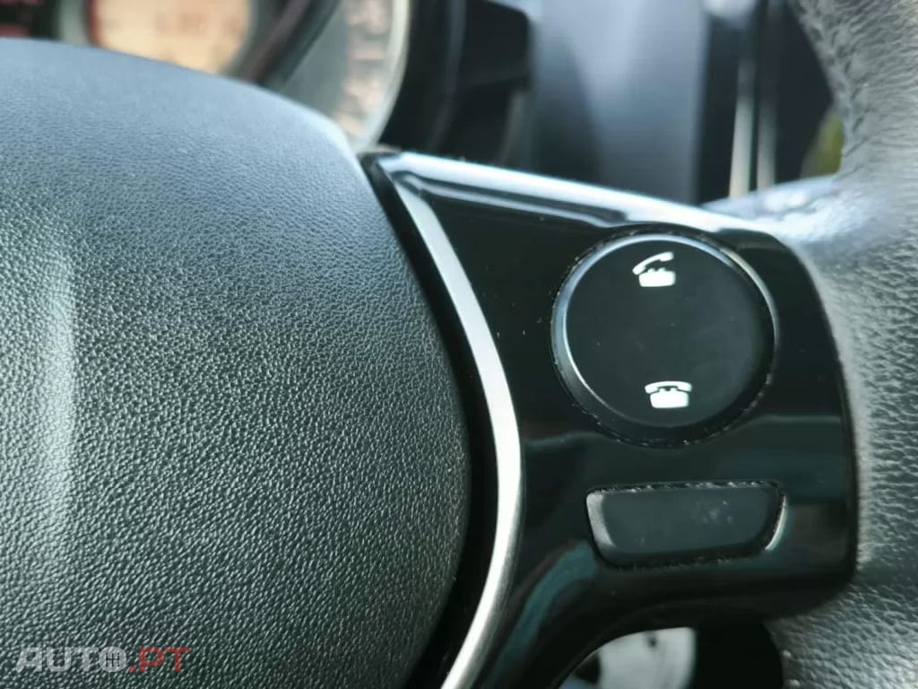 Citroen C1 1.2 VTi Shine