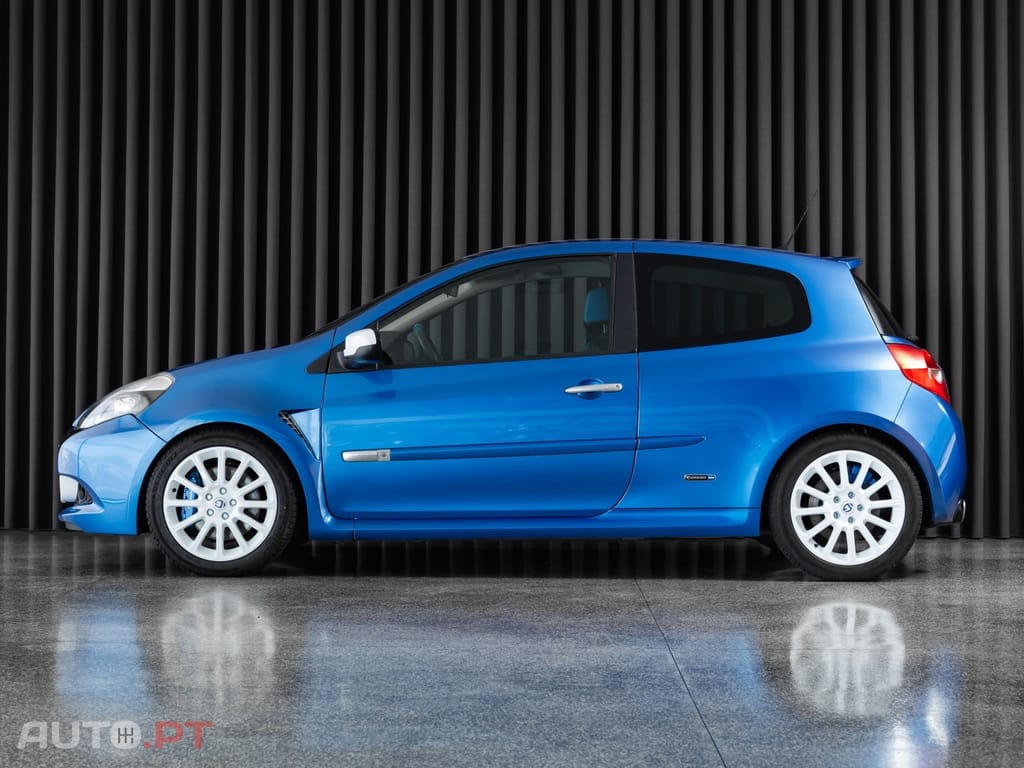 Renault Clio 2.0 16V Gordini RS