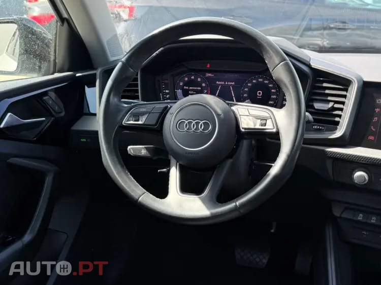 Audi A1 25 TFSI S tronic