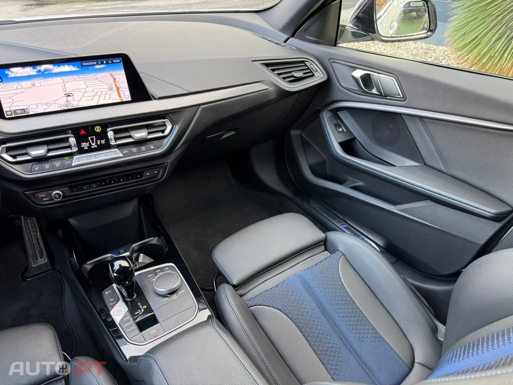 BMW 218 d Pack Desportivo M