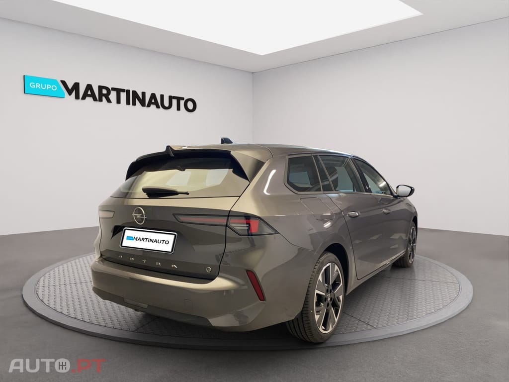 Opel Astra Sports Tourer 54 kWh Edition