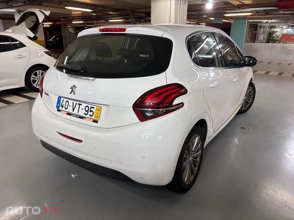 Peugeot 208 1.2 PureTech Allure