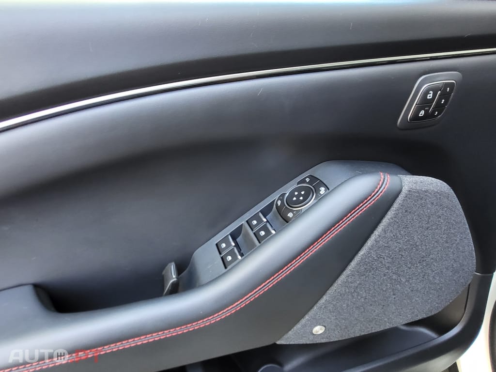 Ford Mustang Mach-E 98.7 kWh Premium