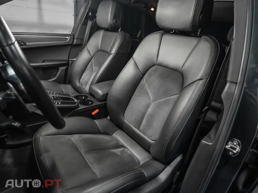 Porsche Macan PDK