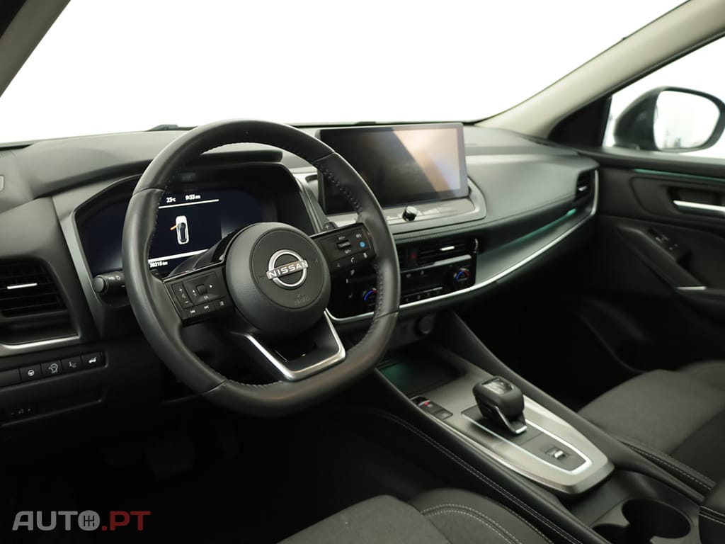Nissan Qashqai Qashqai 1.3 DIG-T N-Connecta LED Xtronic
