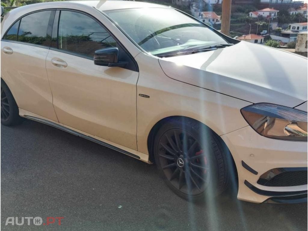 Mercedes-Benz A 180 d AMG Line