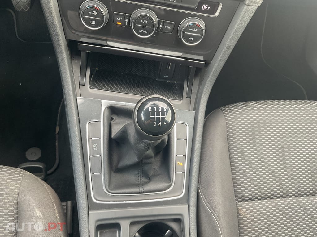 Volkswagen Golf 1.0 TSI Trendline Pack