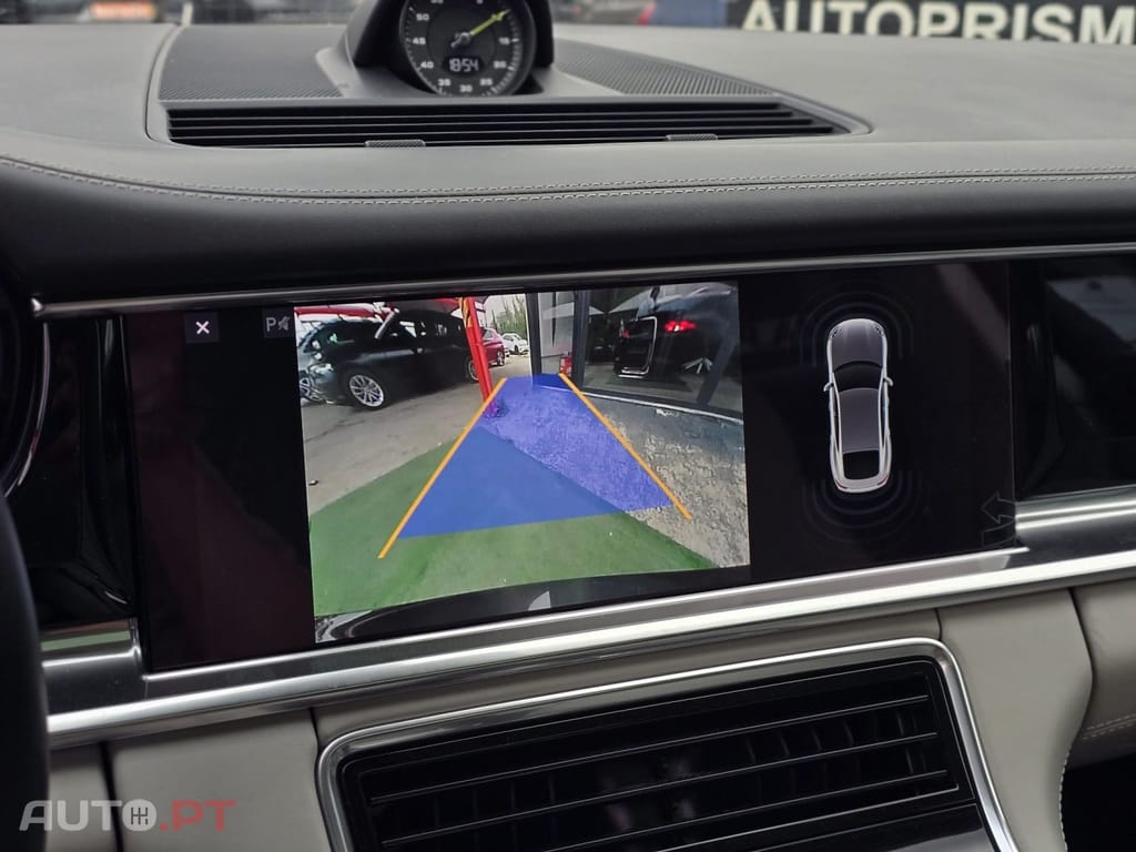 Porsche Panamera 4 E-Hybrid