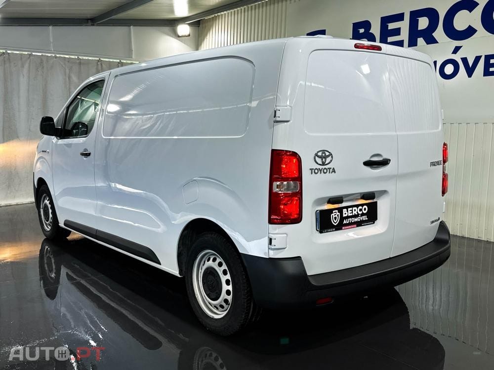 Toyota Proace Electric 50kWh 136cv Business Line