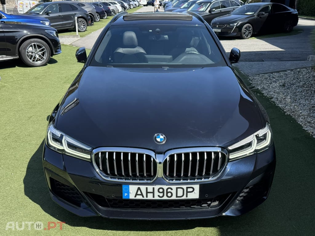 BMW 530 e Pack Desportivo M