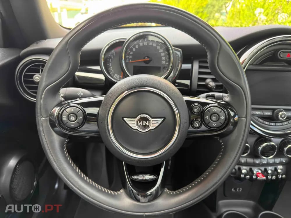 MINI Cooper Cooper S