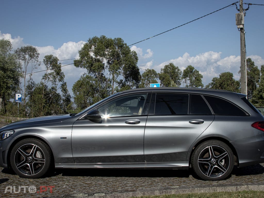 Mercedes-Benz C 300 e AMG Line