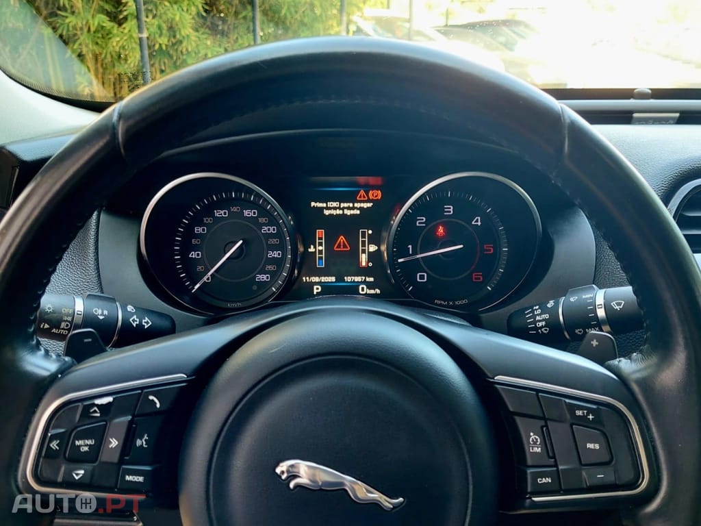 Jaguar XE 2.0 D Pure Aut.