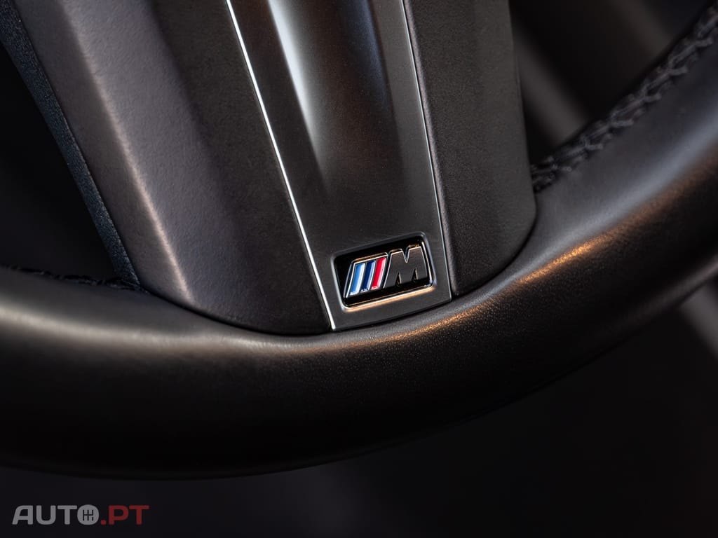 BMW 320 i Pack M Auto