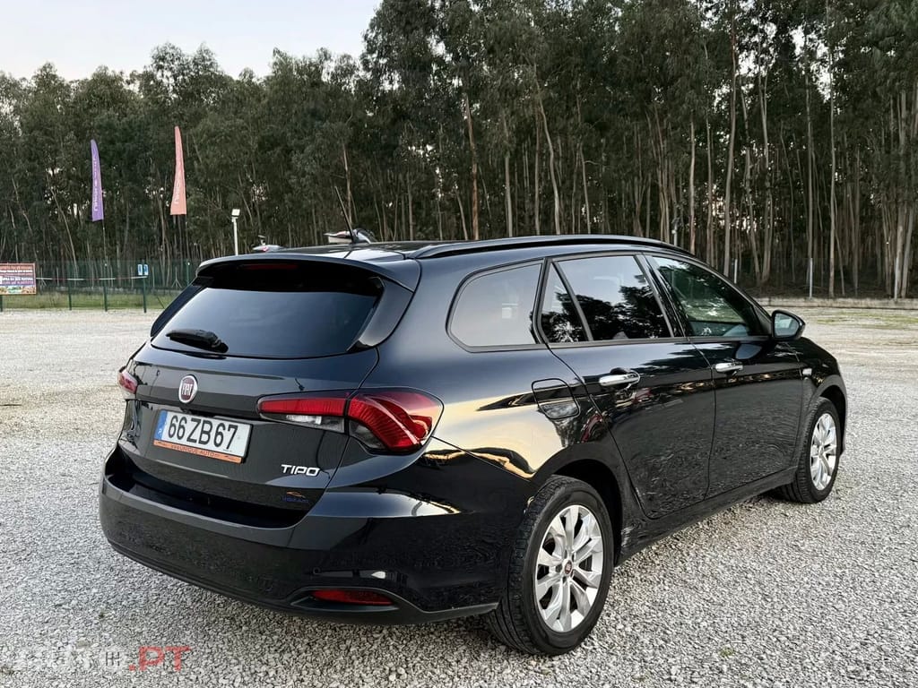 Fiat Tipo 1.3 M-Jet Lounge Tech