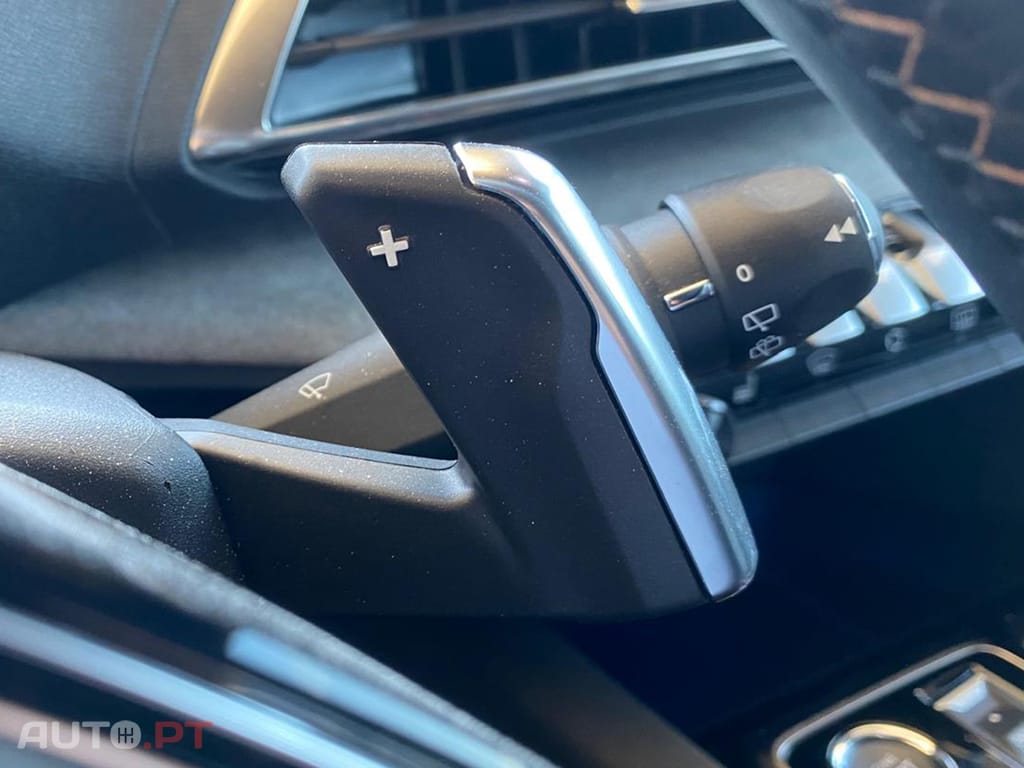 Peugeot 3008 3008 1.2 PureTech GT EAT8