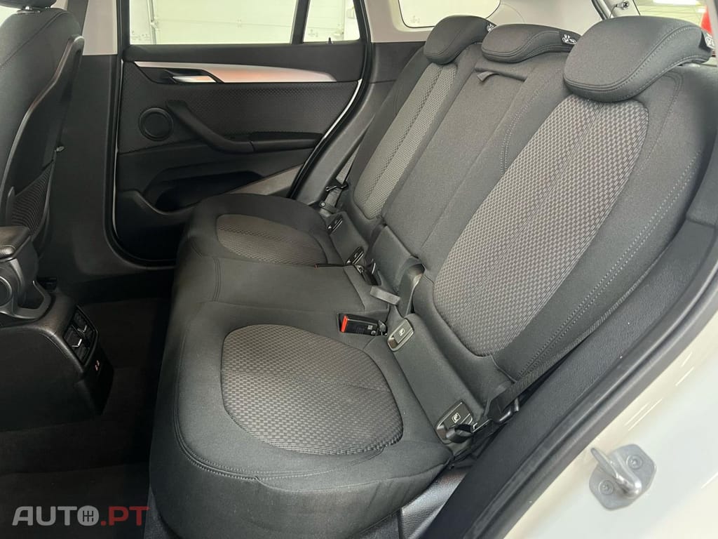 BMW X1 xDrive25e