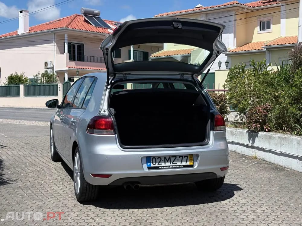 Volkswagen Golf 2.0 TDi Highline DSG