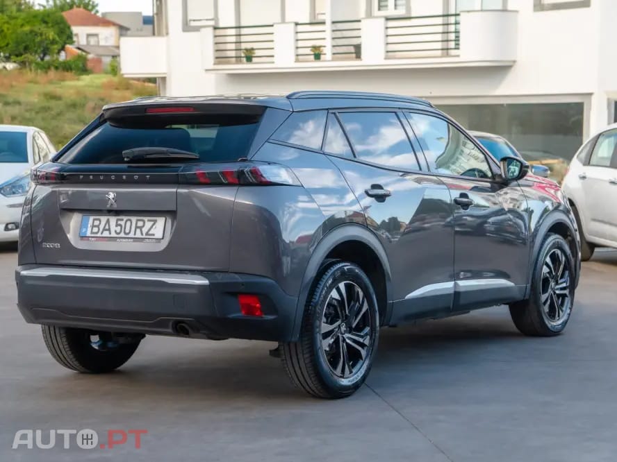 Peugeot 2008 1.2 PureTech Allure