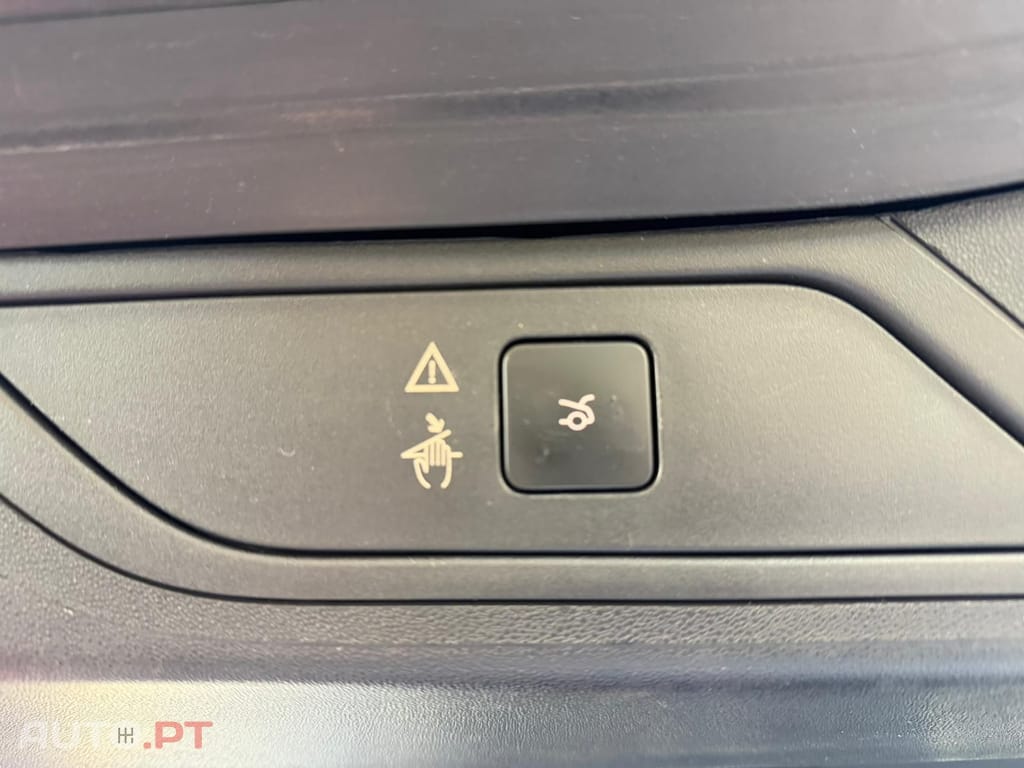 Citroen C4 SpaceTourer  1.2 Shinne EAT6