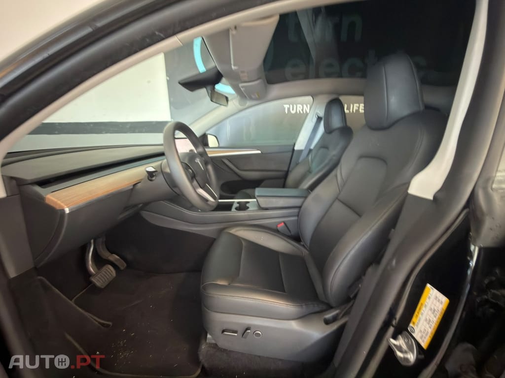 Tesla Model Y Tração Traseira