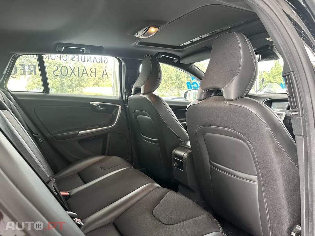 Volvo V60 Cross Country CX AUT. Nacional