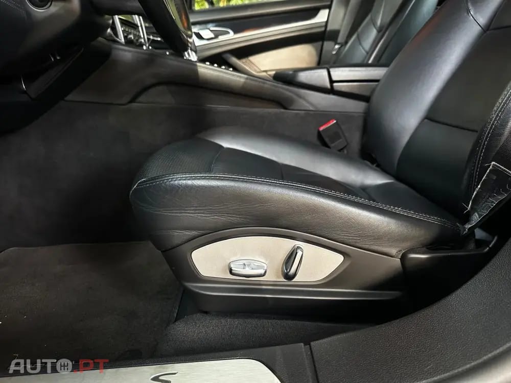 Porsche Panamera S PDK