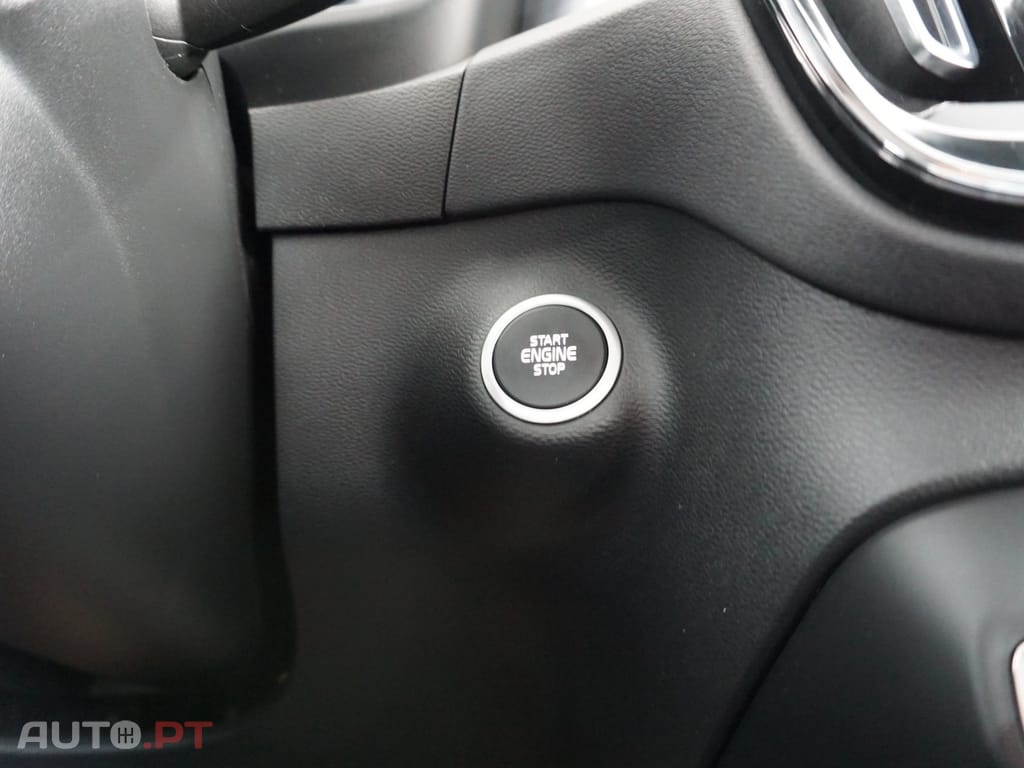 Volvo XC40 1.5 T2 Momentum Plus