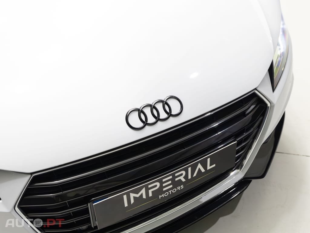 Audi TT 2.0 TFSI S-line S tronic
