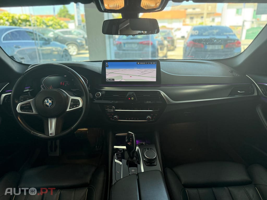 BMW 520 d Pack Desportivo M Auto