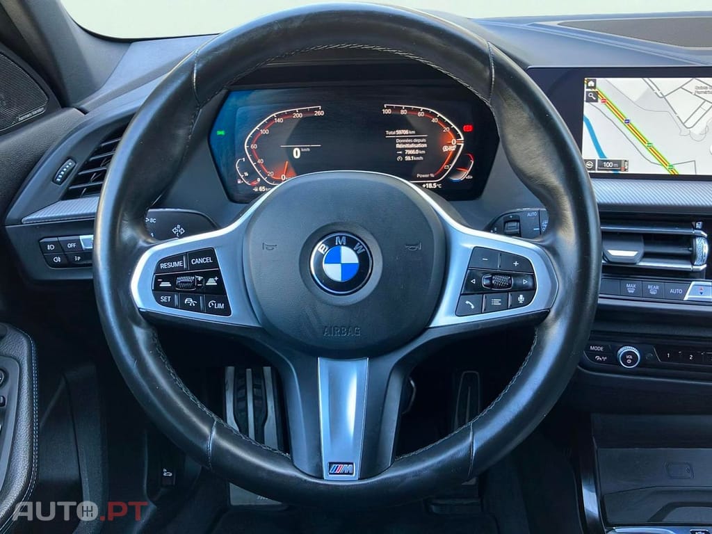 BMW 118 i Pack Desportivo M Auto