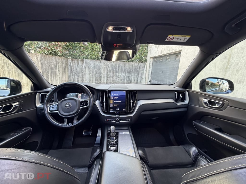 Volvo XC60 2.0 T8 PHEV R-Design AWD