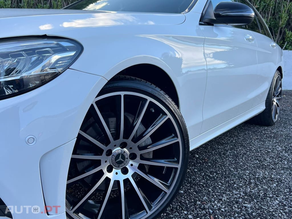Mercedes-Benz C 200 AMG LINE