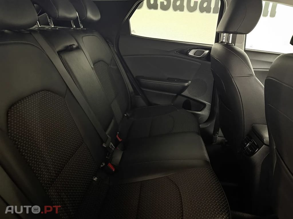 Kia Xceed 1.6 GDi PHEV Drive