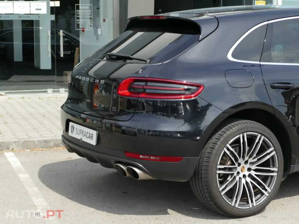 Porsche Macan S