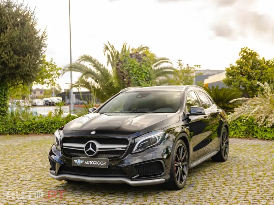 Mercedes-Benz GLA 45 AMG 4-Matic