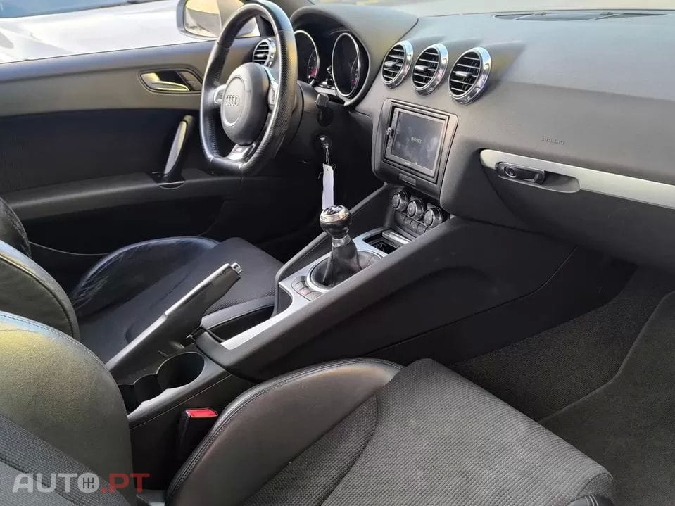 Audi TT 1.8 TFSI S-line